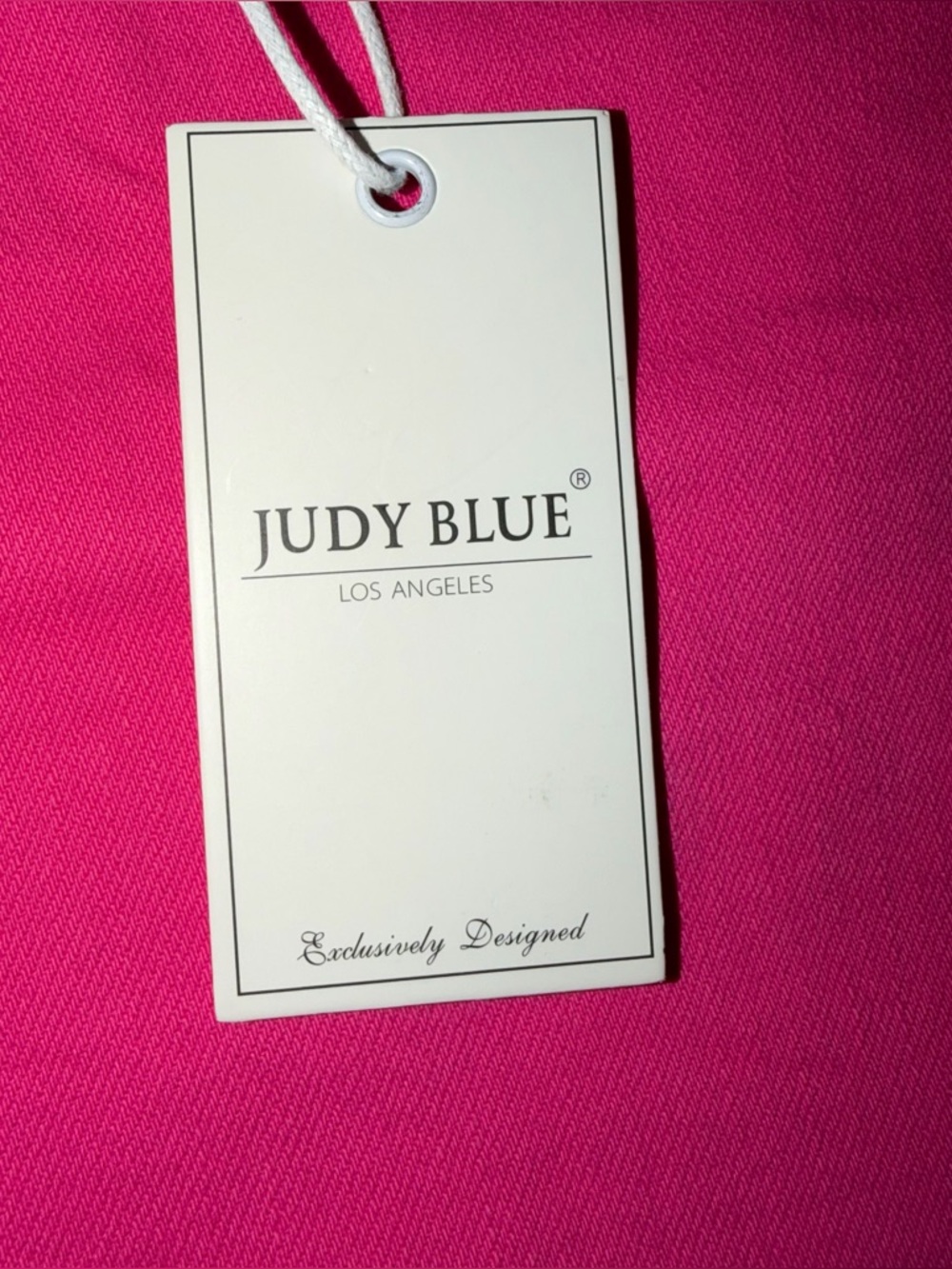 NWT JUDY BLUE MID RISE HOT PINK RAW HEM BUTTON UP STRETCH SHORTS / SIZE XL - Picture 4 of 6